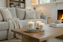 Load image into Gallery viewer, Medium Glass Soy Candle 35 HR