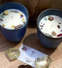 Load image into Gallery viewer, Large Blue Ceramic Candle With Gemstones &amp; Rosebud.
