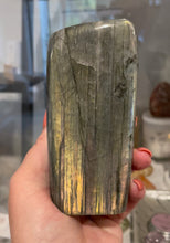 Load image into Gallery viewer, Labradorite Freeform 494 Grams
