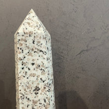 Load image into Gallery viewer, Kiwi Jasper Extra Large Crystal Tower
